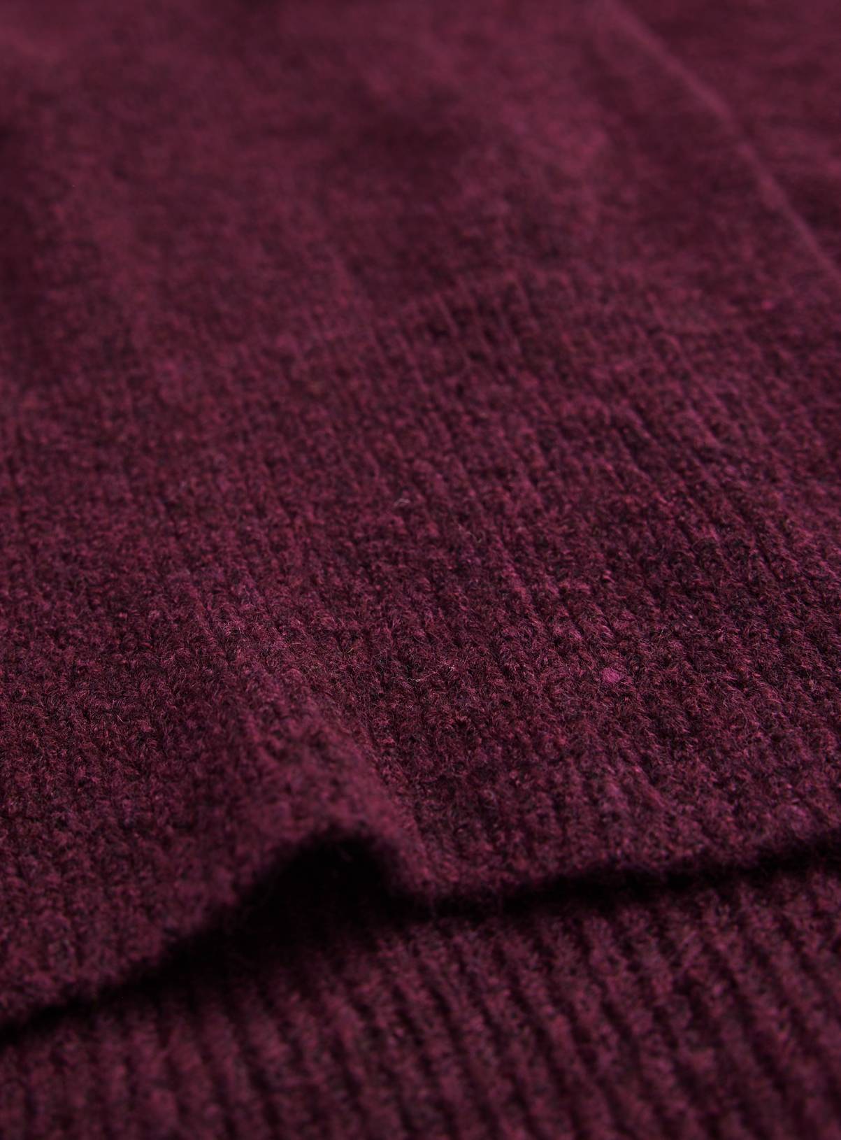 Burgundy Knitted Scarf One Size - Image 3